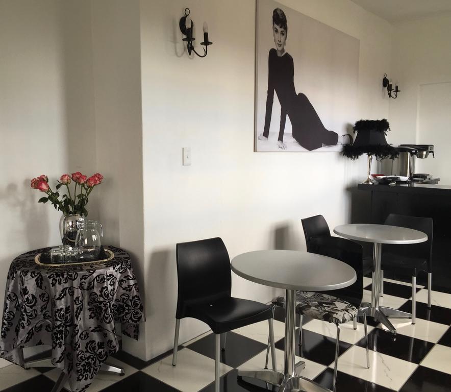 The Glam Guesthouse Кейптаун Екстериор снимка