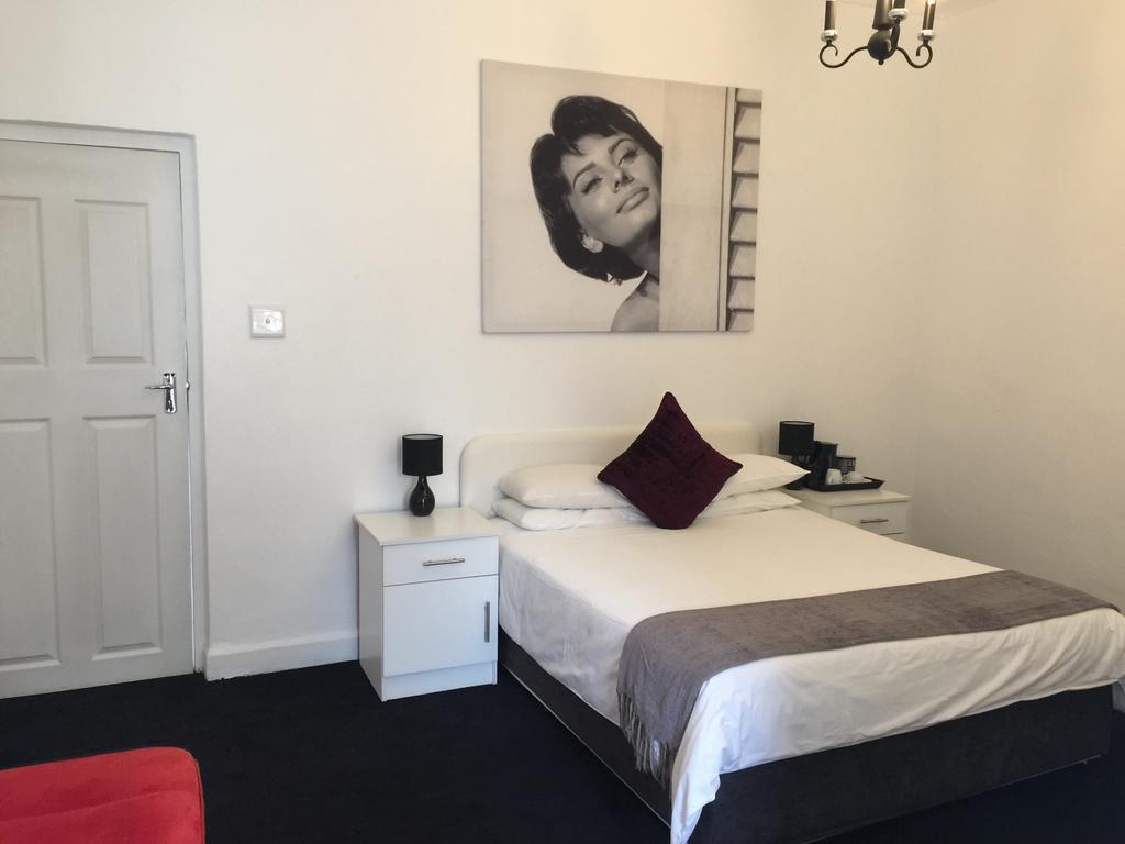 The Glam Guesthouse Кейптаун Екстериор снимка